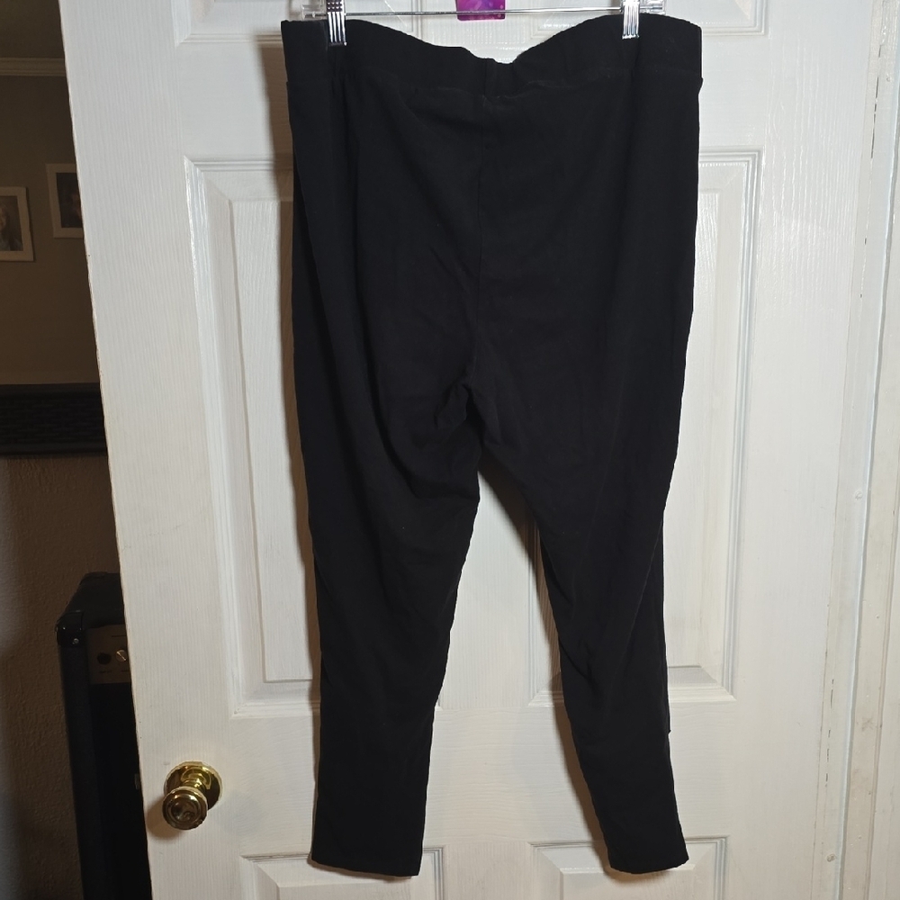 118 Torrid 3 3X Black Leggings with Mesh Fishnet Accents - Picture 8 of 10